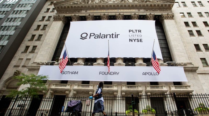 Palantir exec defends company’s immigration surveillance work