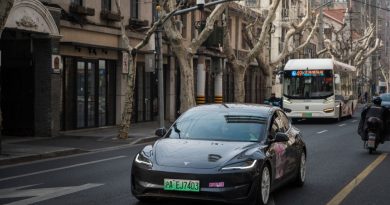 Tesla begins 'FSD Supervised' ride-hail tests with employees in Austin, Bay Area