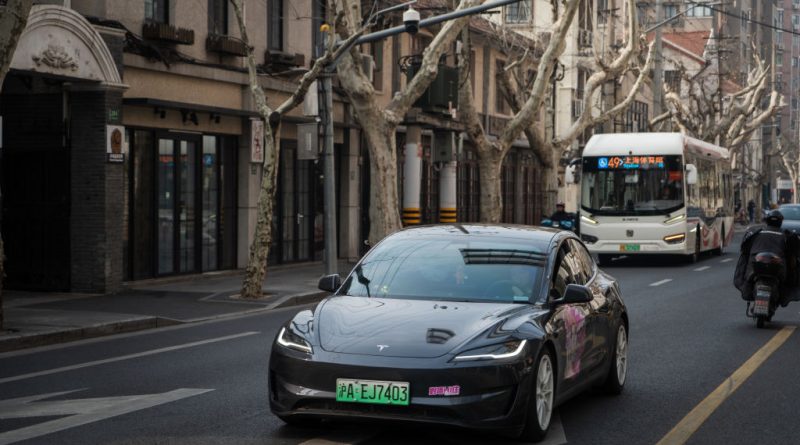 Tesla begins 'FSD Supervised' ride-hail tests with employees in Austin, Bay Area